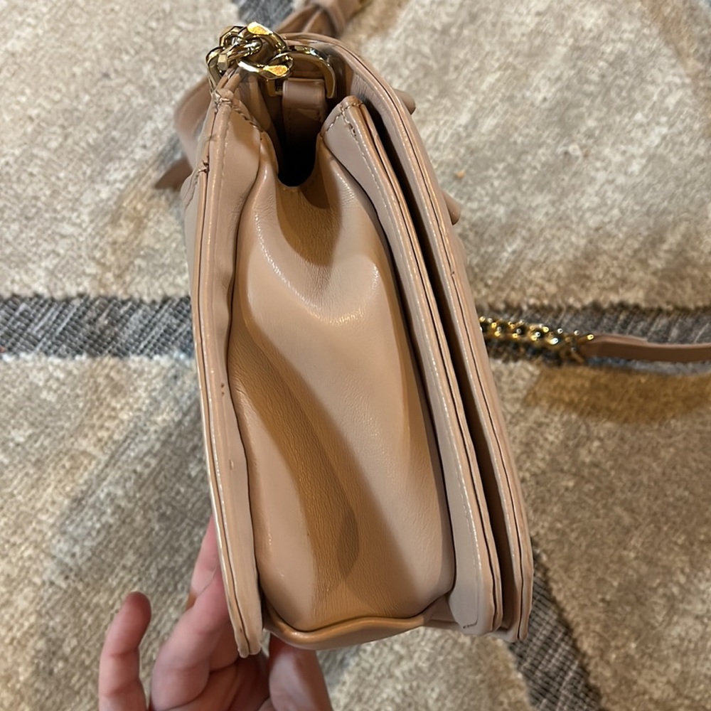 Guess Ruffle Crossbody - Picture 5 of 13